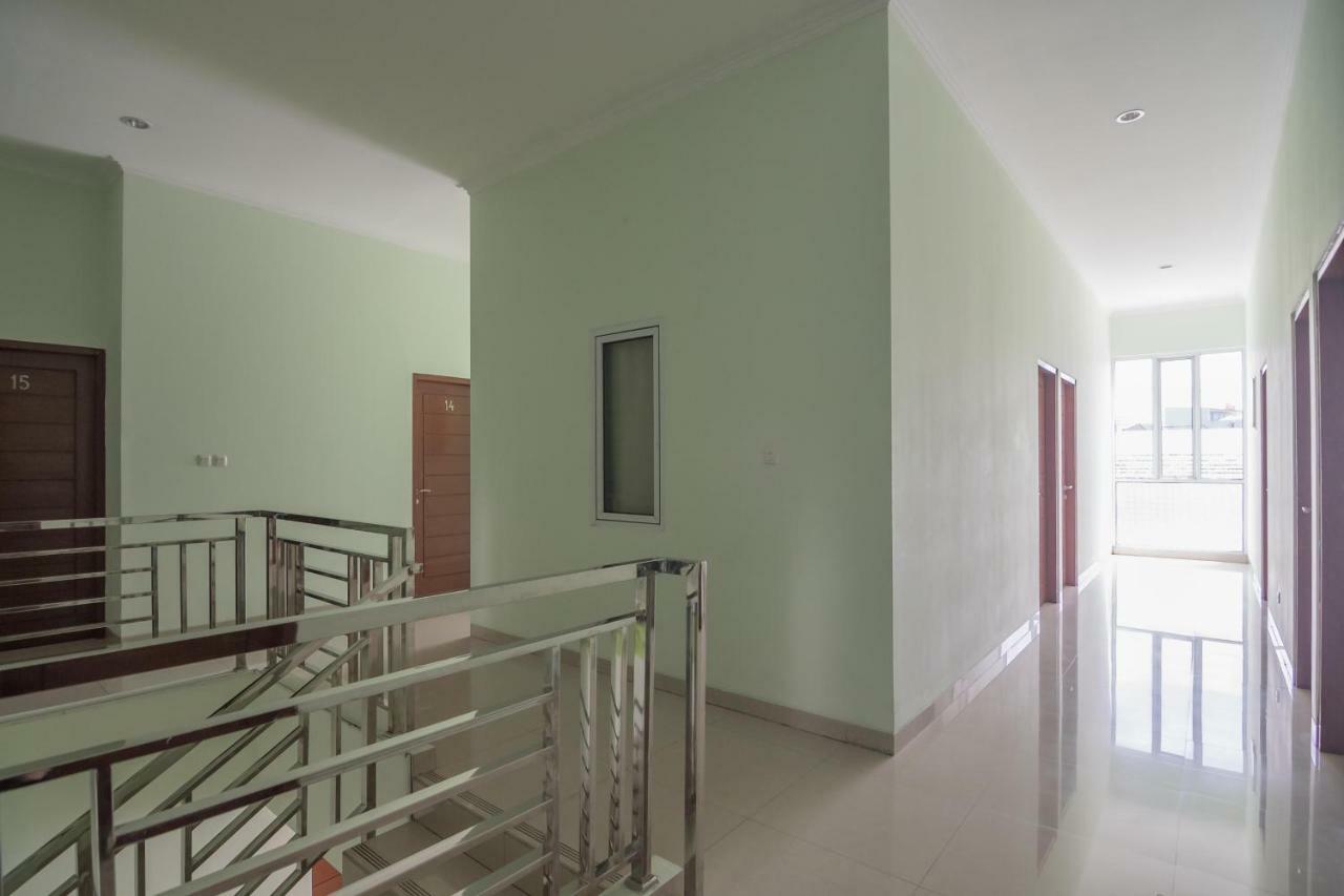 RedDoorz Syariah @ Gatot Subroto Lampung Hotel Bandar Lampung Bagian luar foto