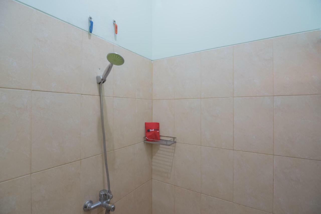 RedDoorz Syariah @ Gatot Subroto Lampung Hotel Bandar Lampung Bagian luar foto